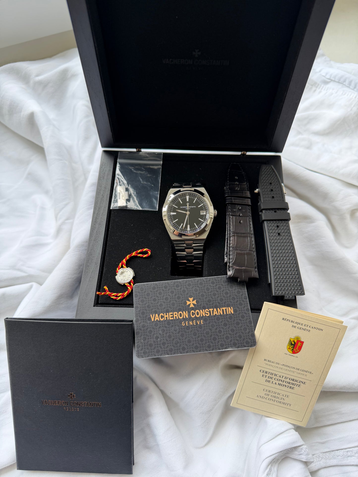 Vacheron Constantin Overseas 4500V/110A-B483